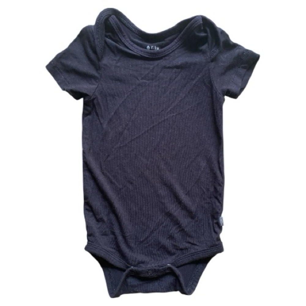 Kyte BABY Black Short Sleeve Onesie 3-6 Months